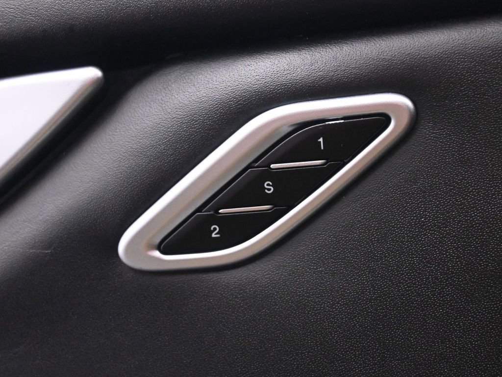 Used 2017 Maserati Ghibli RWD image 30