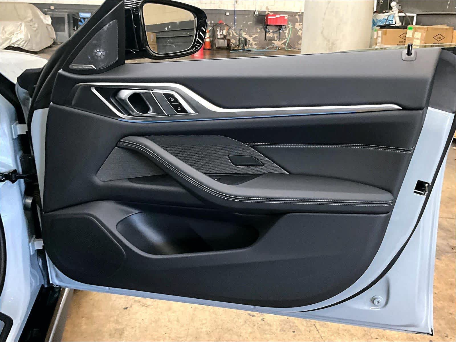 Used 2025 BMW i4 eDrive40 w/ M Sport Package RWD image 27