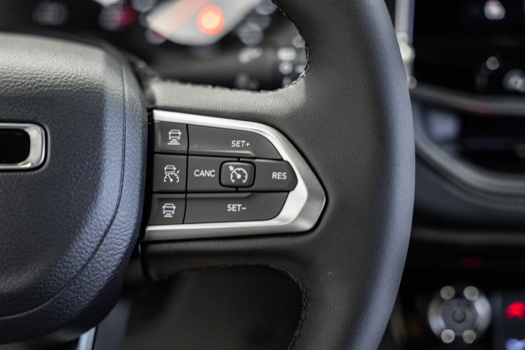 New 2026 Jeep Compass Limited image 28