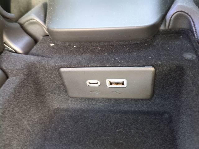New 2025 Chevrolet Corvette E-Ray w/ Stealth Interior Trim Package image 19