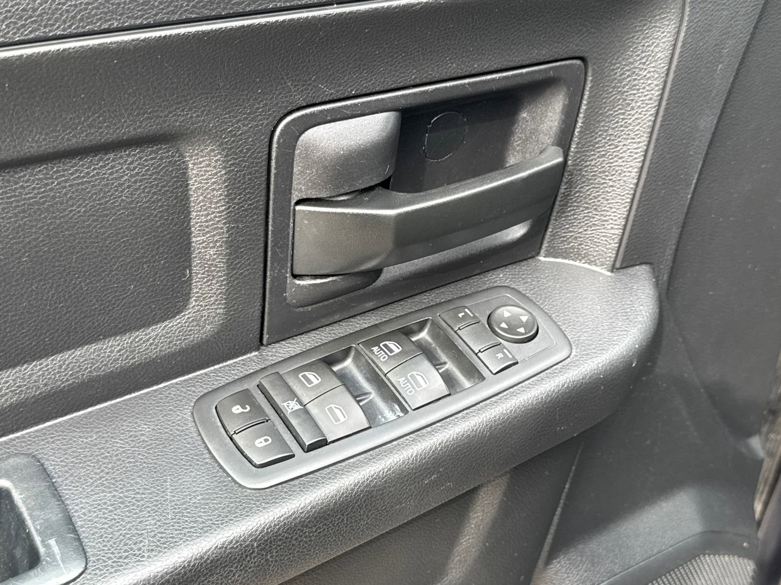 Used 2017 RAM 1500 Tradesman w/ Popular Equipment Group image 18