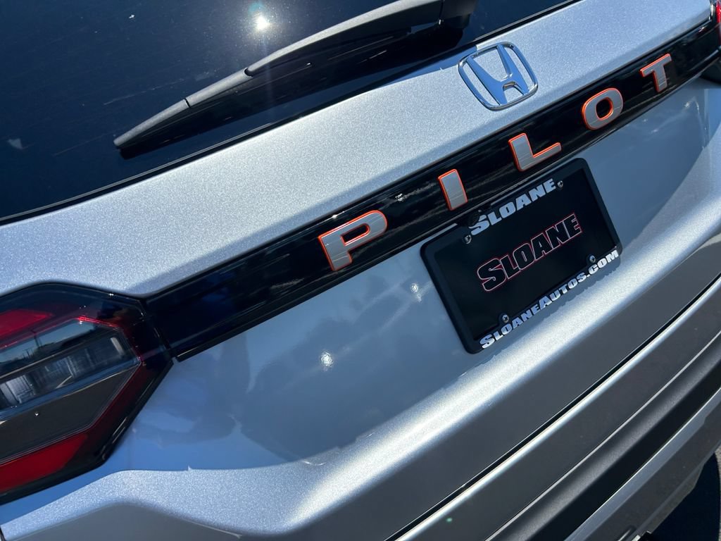 New 2026 Honda Pilot TrailSport image 17