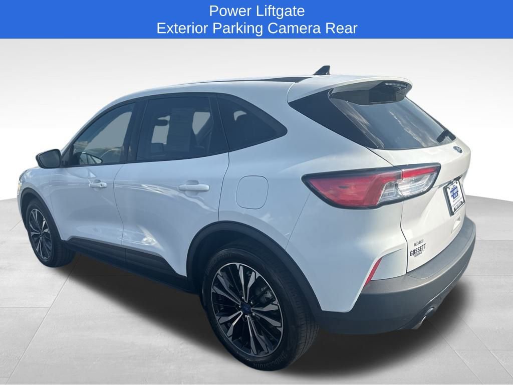 Used 2022 Ford Escape SE w/ SE Sport Appearance Package image 9