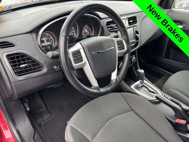 Used 2012 Chrysler 200 Touring image 8