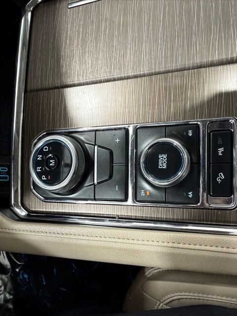 Used 2024 Ford Expedition Max Limited image 44