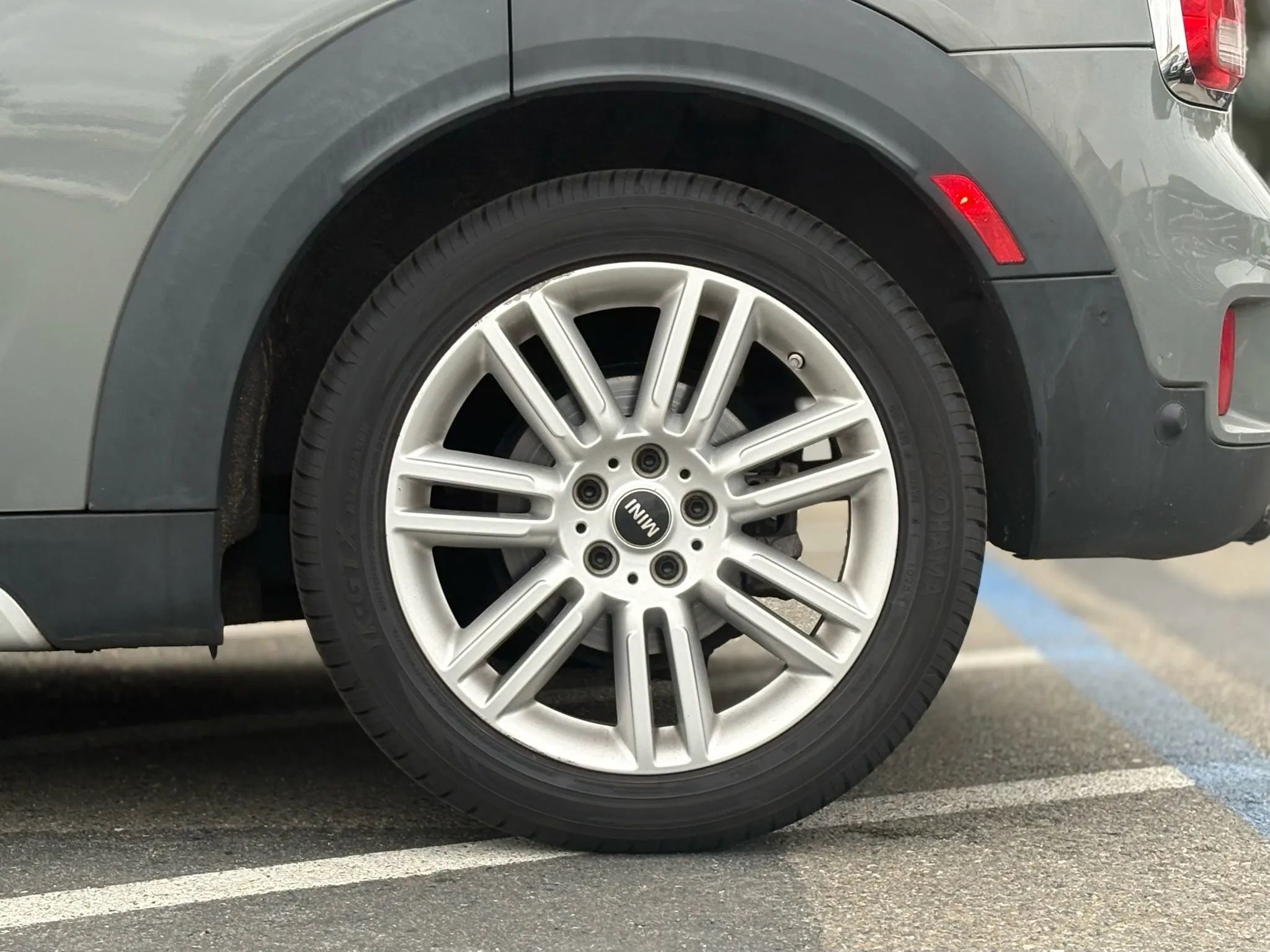 Used 2017 MINI Cooper Countryman FWD image 27