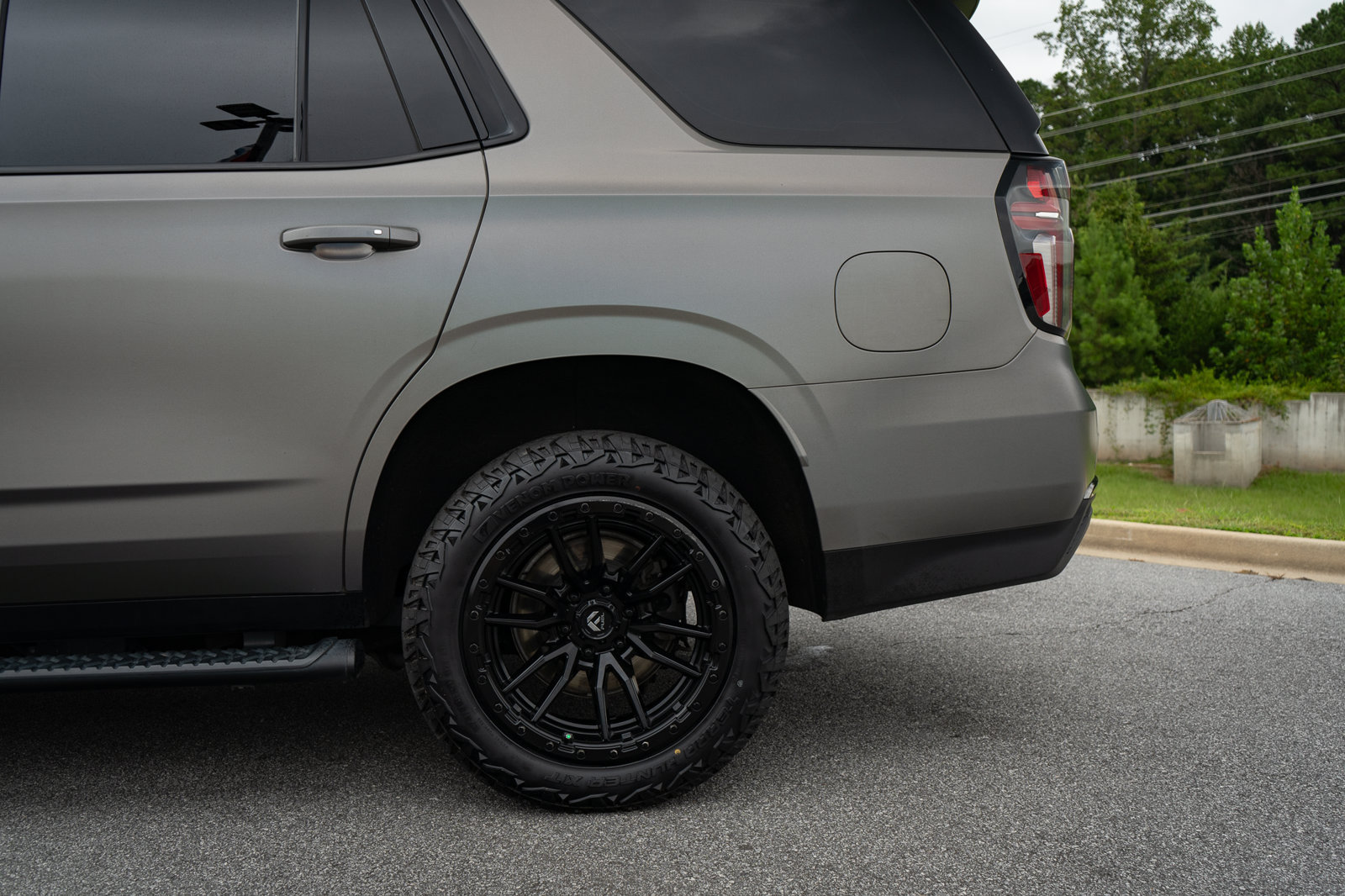 Used 2021 Chevrolet Tahoe Z71 AWD/4WD image 6