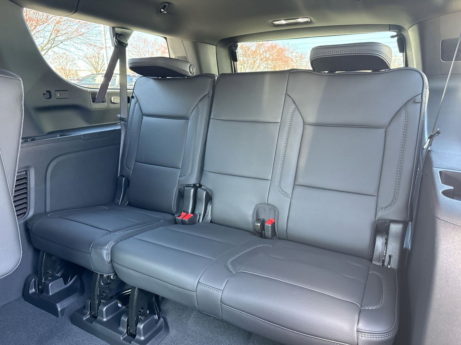 New 2026 GMC Yukon XL Denali w/ Sun & Power Step Package image 21