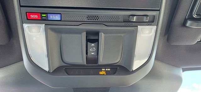 Used 2025 Subaru Forester Limited image 27