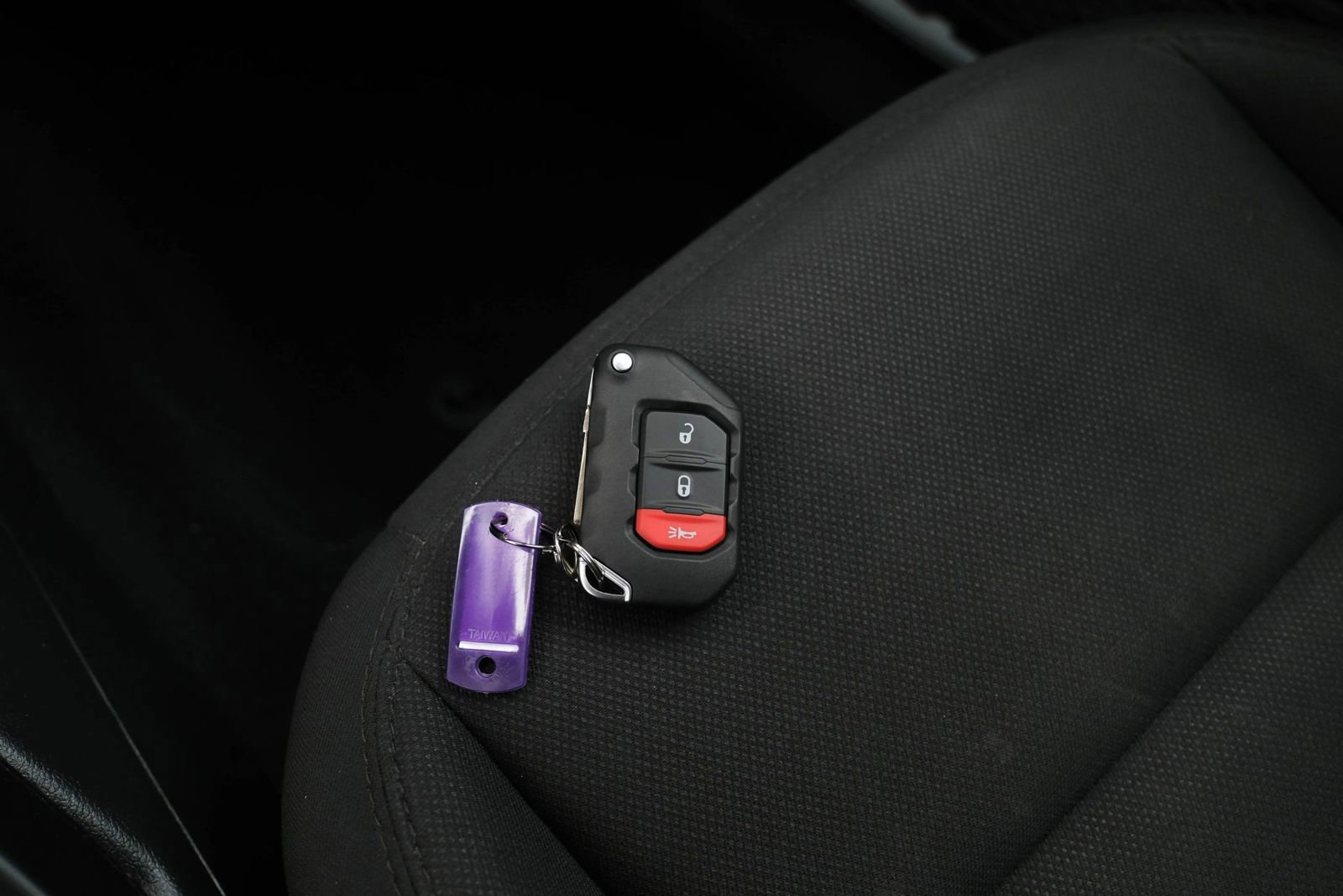 Used 2023 Jeep Wrangler Unlimited Sport image 39