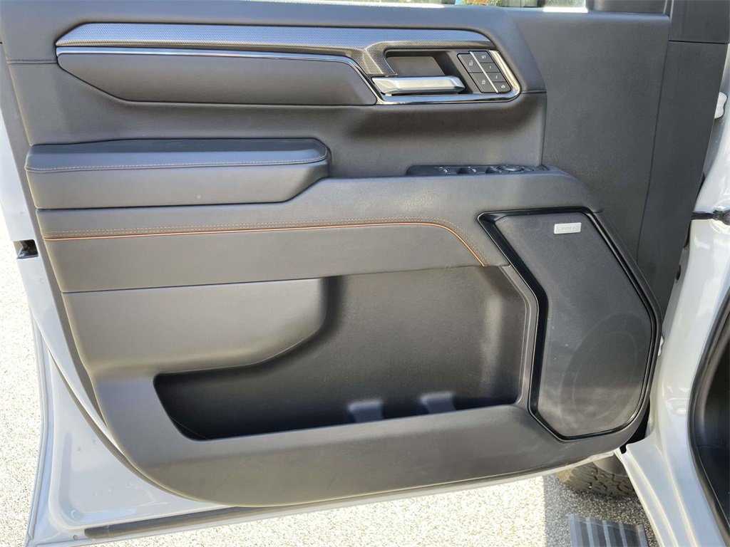 Used 2024 GMC Sierra 2500 AT4 w/ AT4 Premium Plus Package image 12