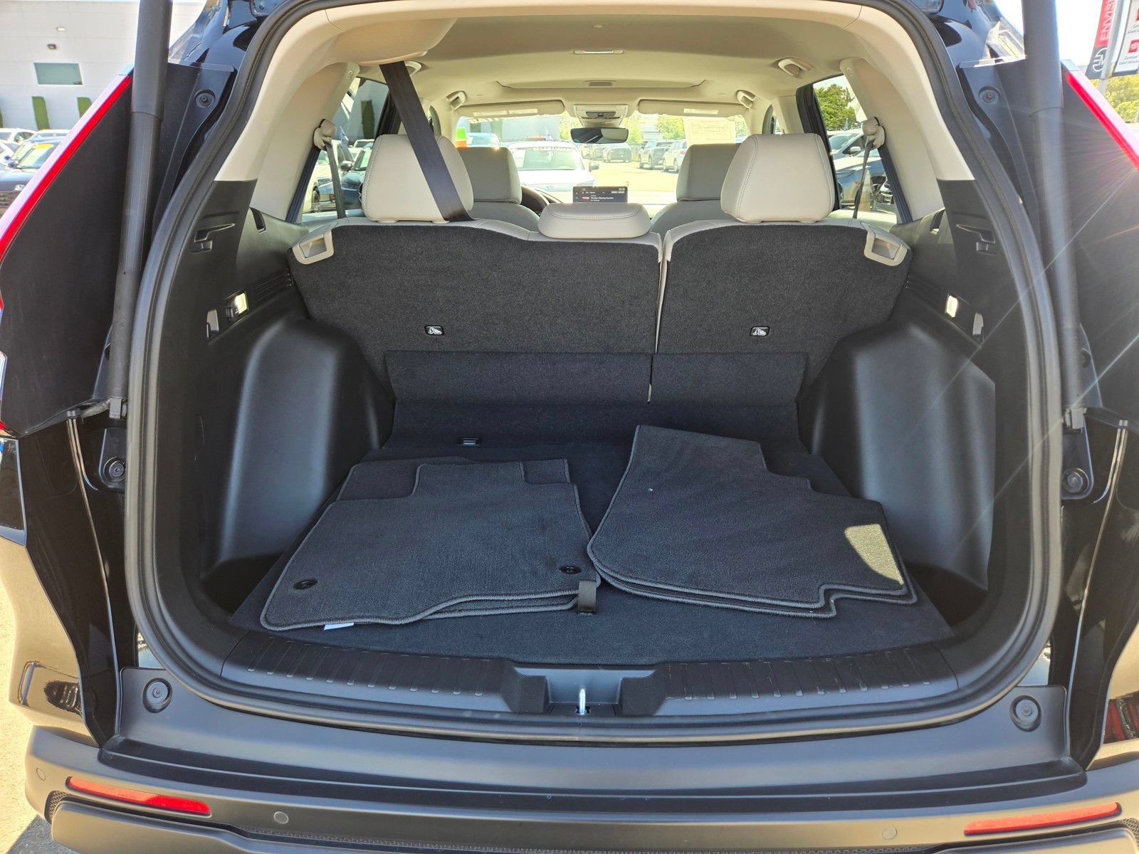 Used 2025 Honda CR-V EX-L image 10