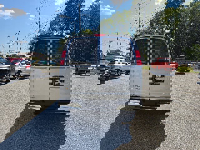 New 2025 Chevrolet Express 3500 w/ Driver Convenience Package image 9