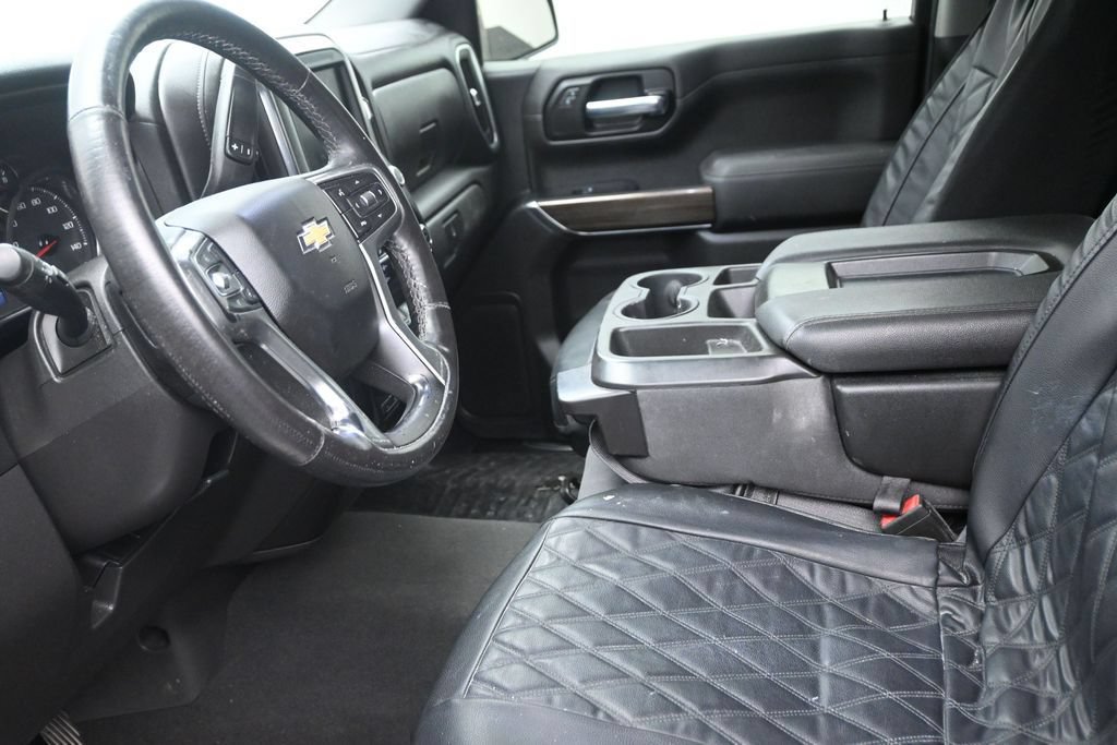 Used 2022 Chevrolet Silverado 1500 LT w/ Convenience Package II RWD image 12