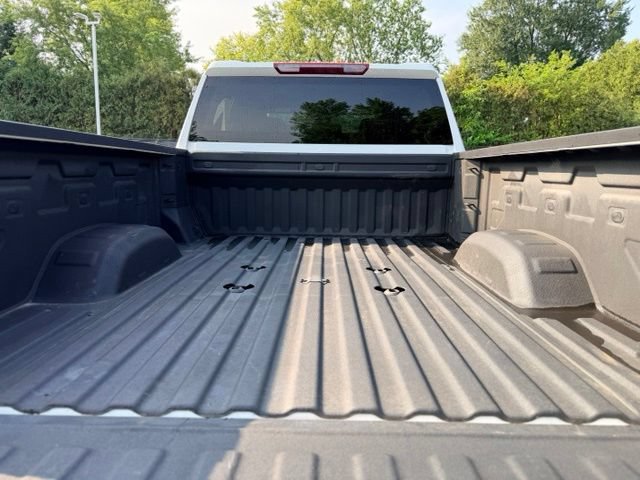 Used 2024 Chevrolet Silverado 2500 Custom w/ Custom Value Package AWD/4WD image 26