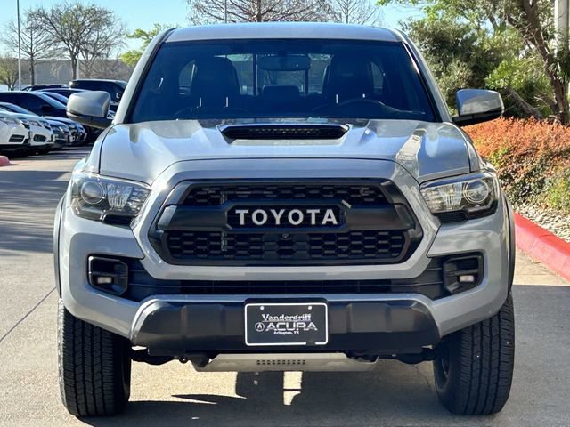 Used 2017 Toyota Tacoma TRD Sport image 8