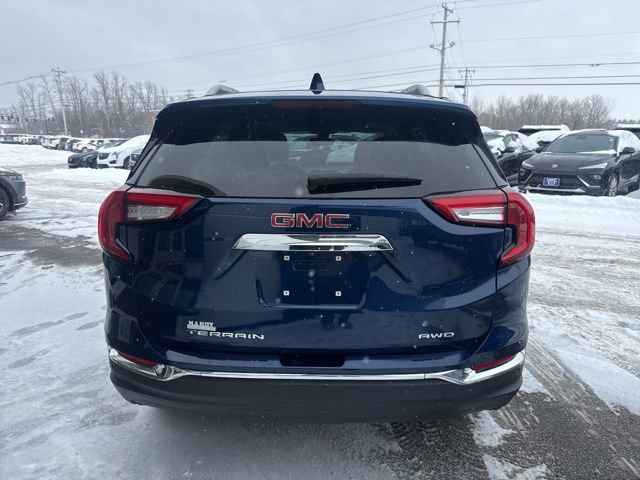 Certified 2022 GMC Terrain SLT w/ Infotainment Package II image 6