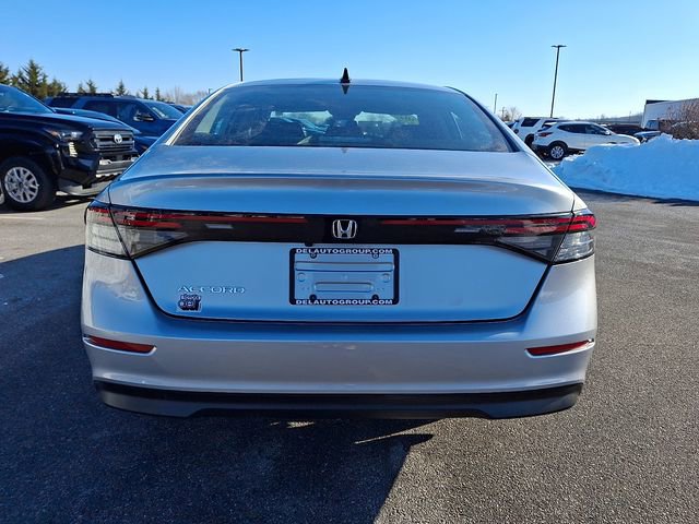 Used 2025 Honda Accord SE image 5