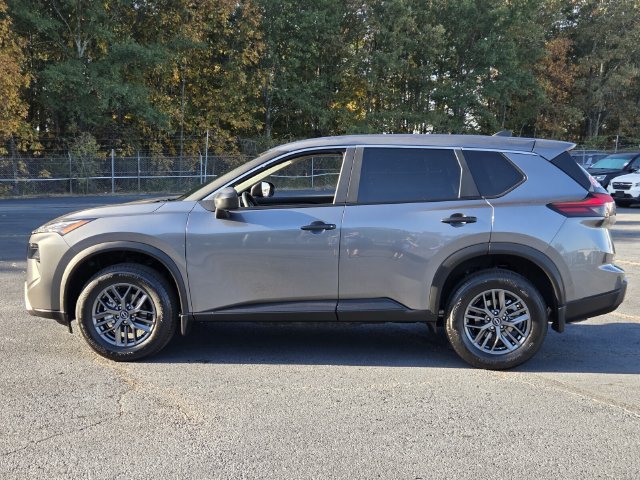 New 2027 Nissan Rogue S FWD image 2