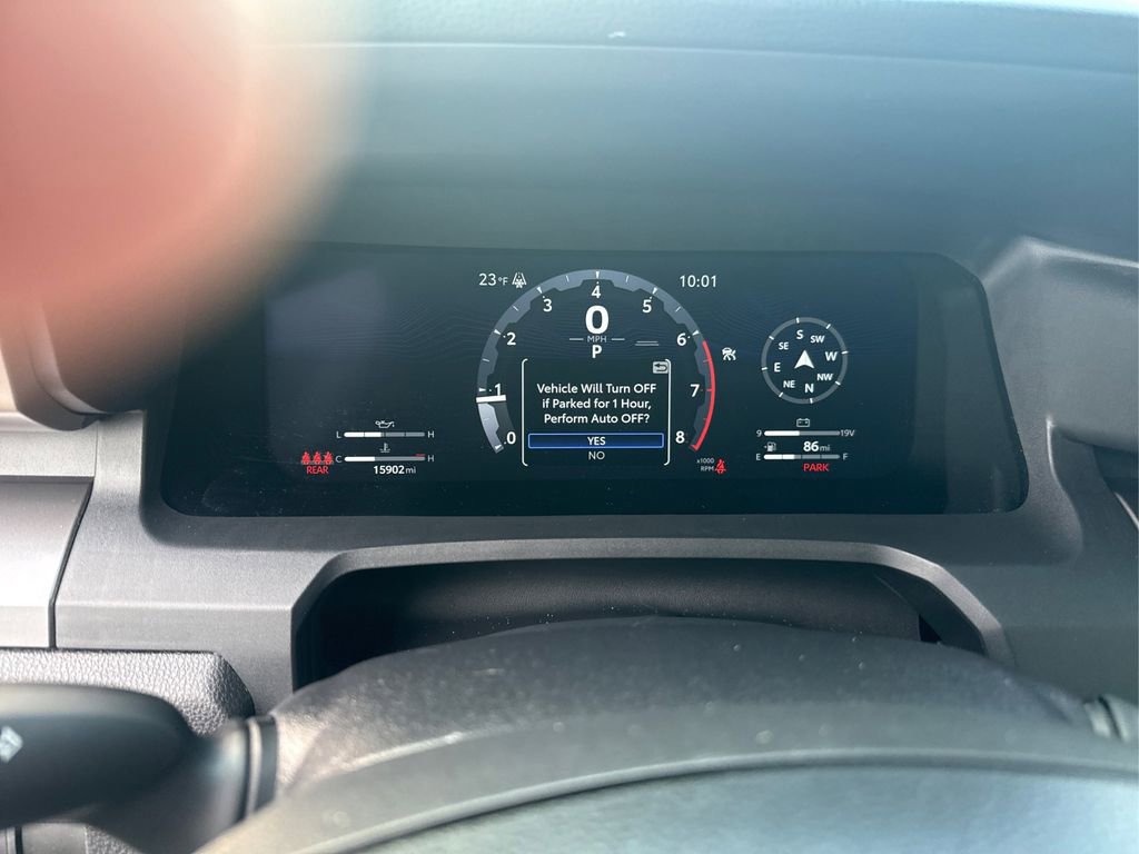 Used 2024 Toyota Tacoma TRD Sport w/ TRD Sport Upgrade Package image 4