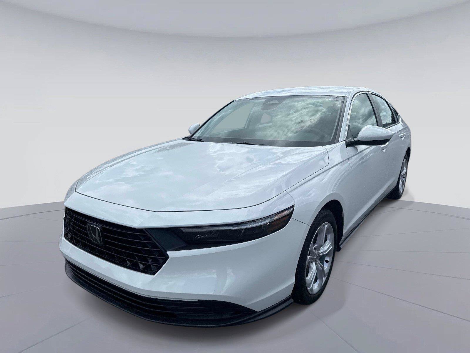 Certified 2025 Honda Accord LX image 8