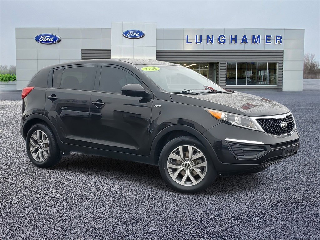 Used 2016 Kia Sportage LX image 1