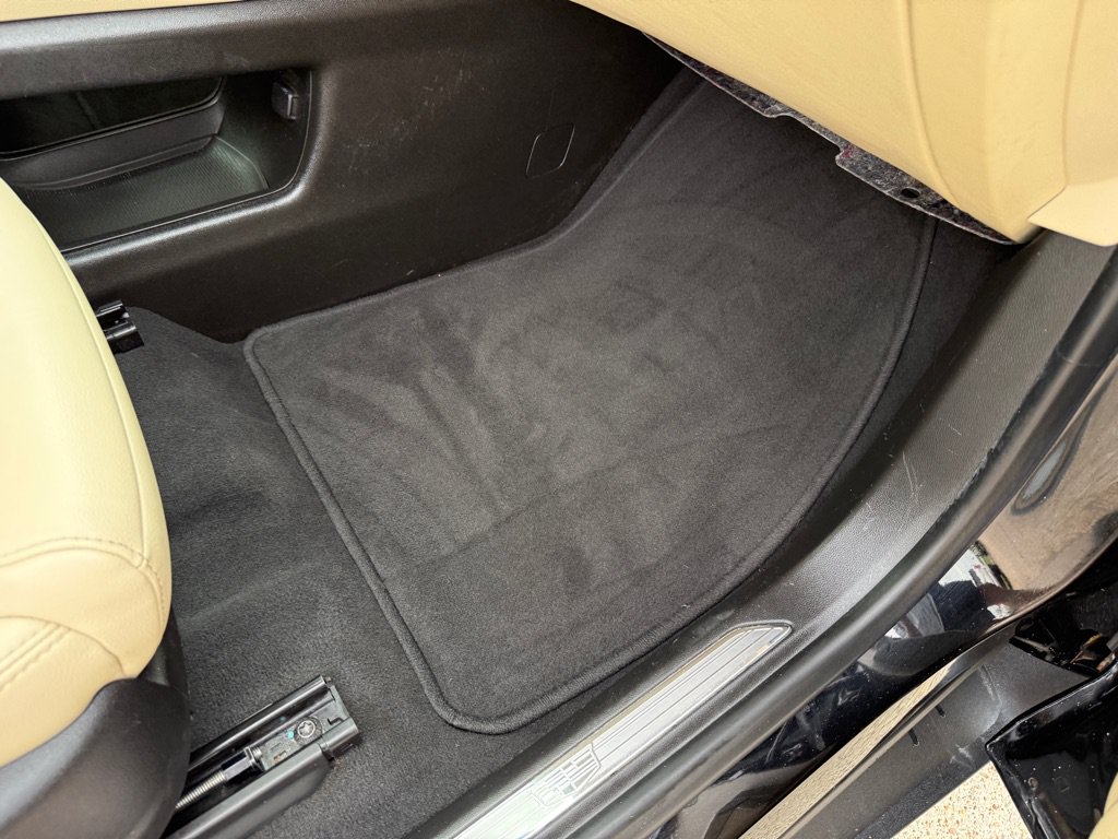 Used 2018 Cadillac XT5 FWD image 25