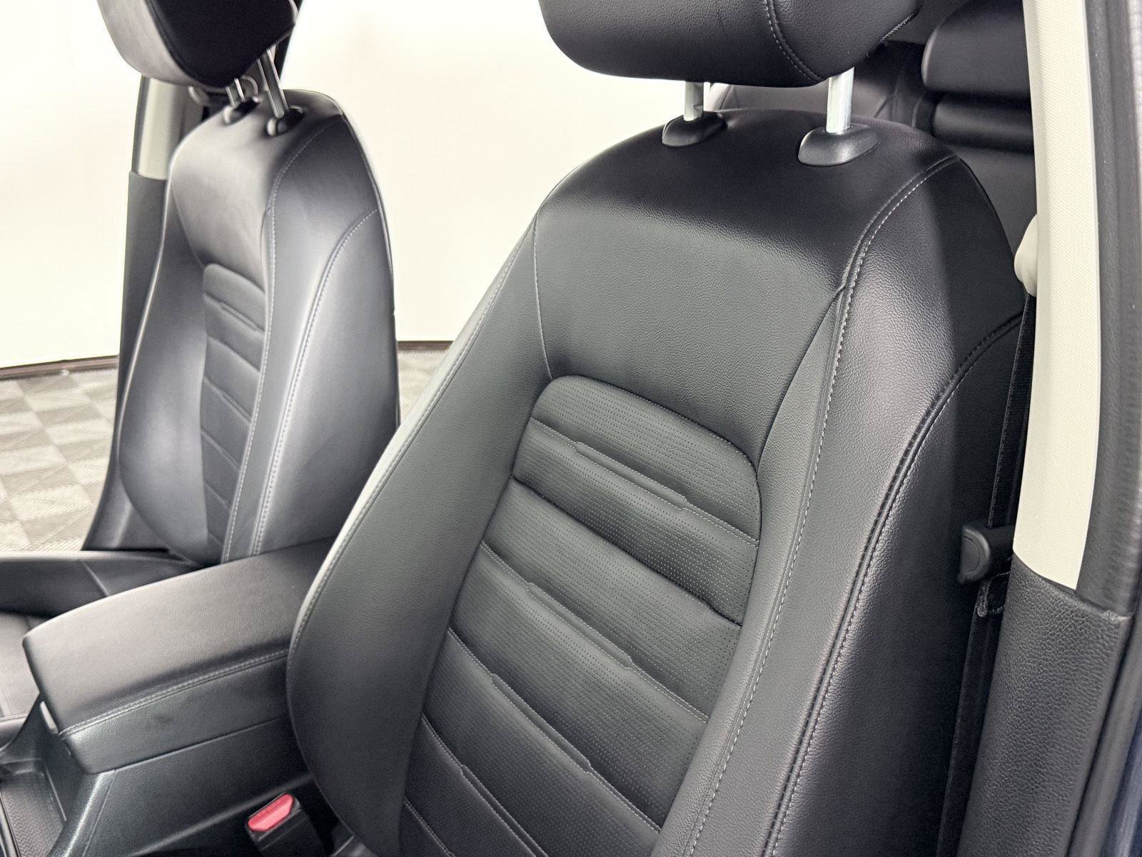 Used 2024 Honda CR-V EX-L image 17