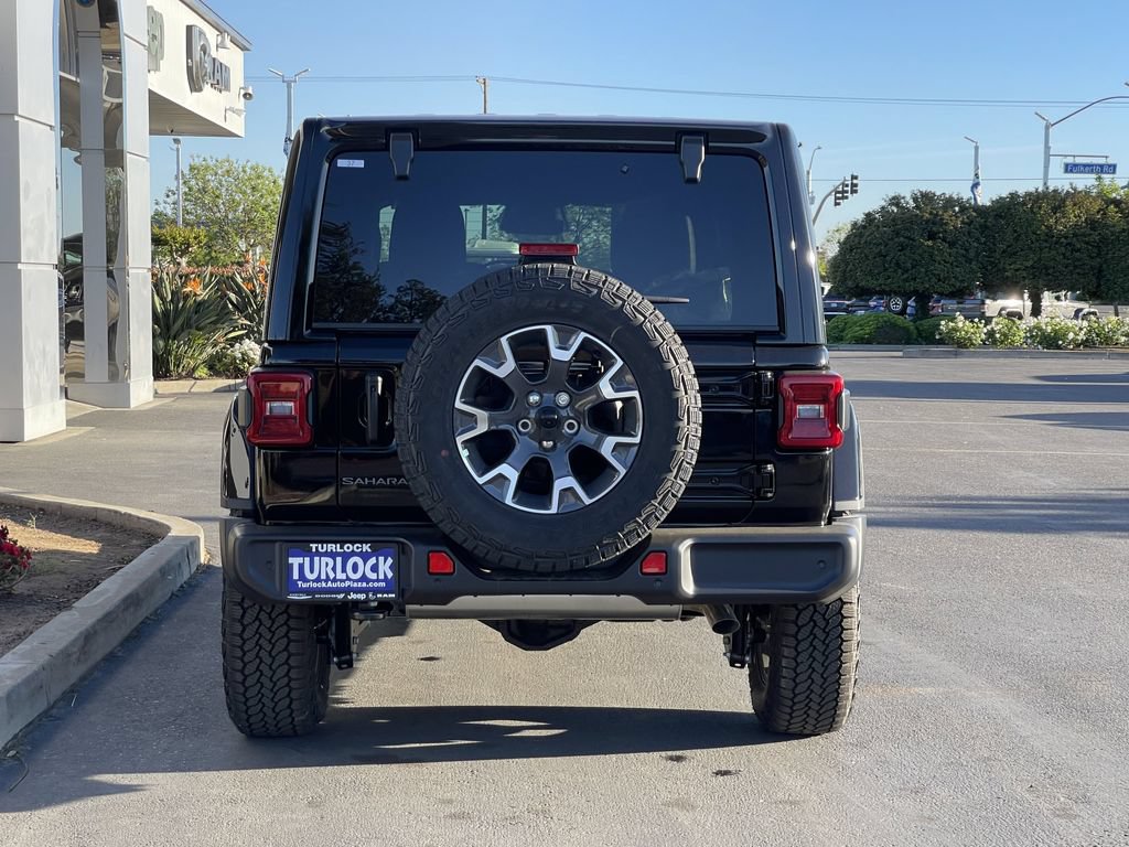 New 2026 Jeep Wrangler Unlimited Sahara AWD/4WD image 6