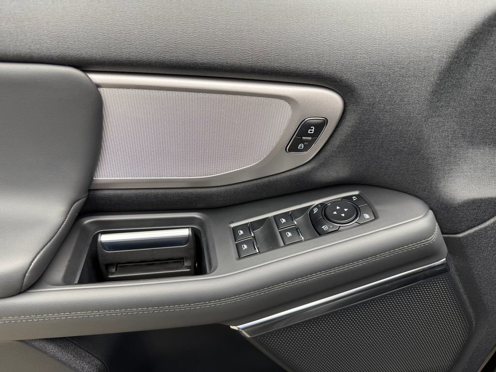 New 2026 Ford Expedition Active AWD/4WD image 9