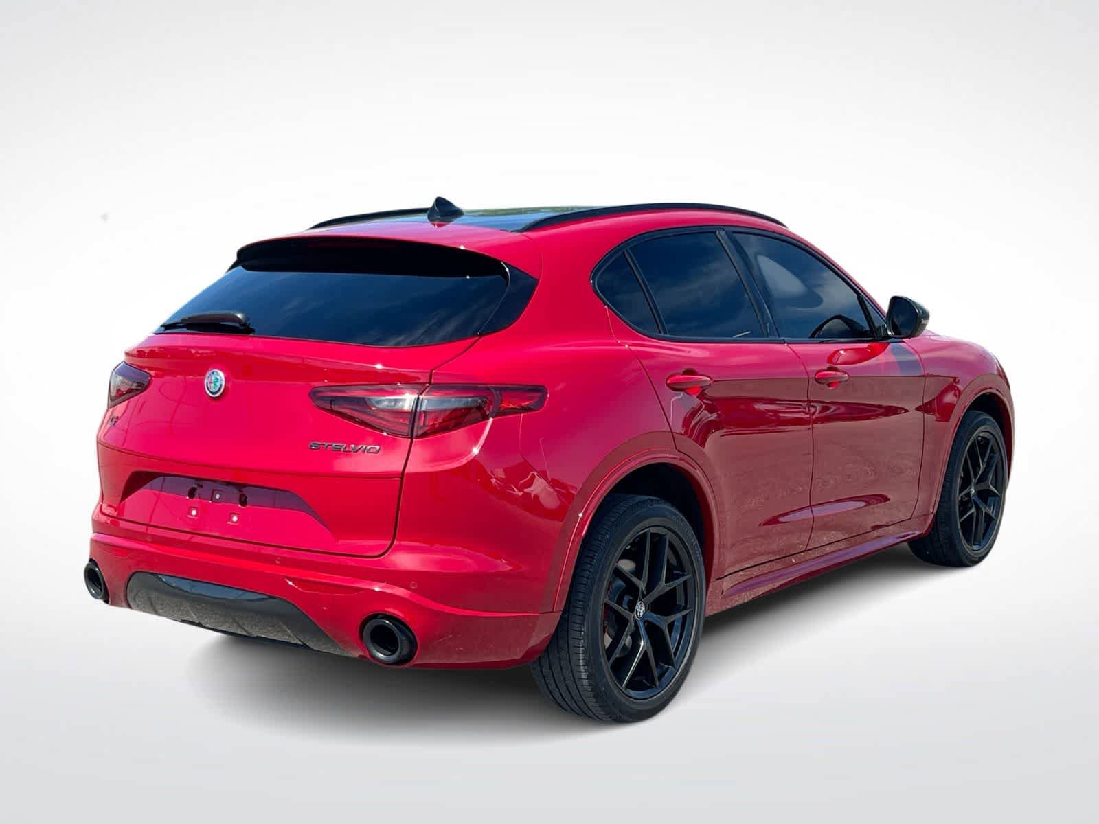 Used 2020 Alfa Romeo Stelvio Sport w/ Quick Order Package 22J Sport AWD/4WD image 8