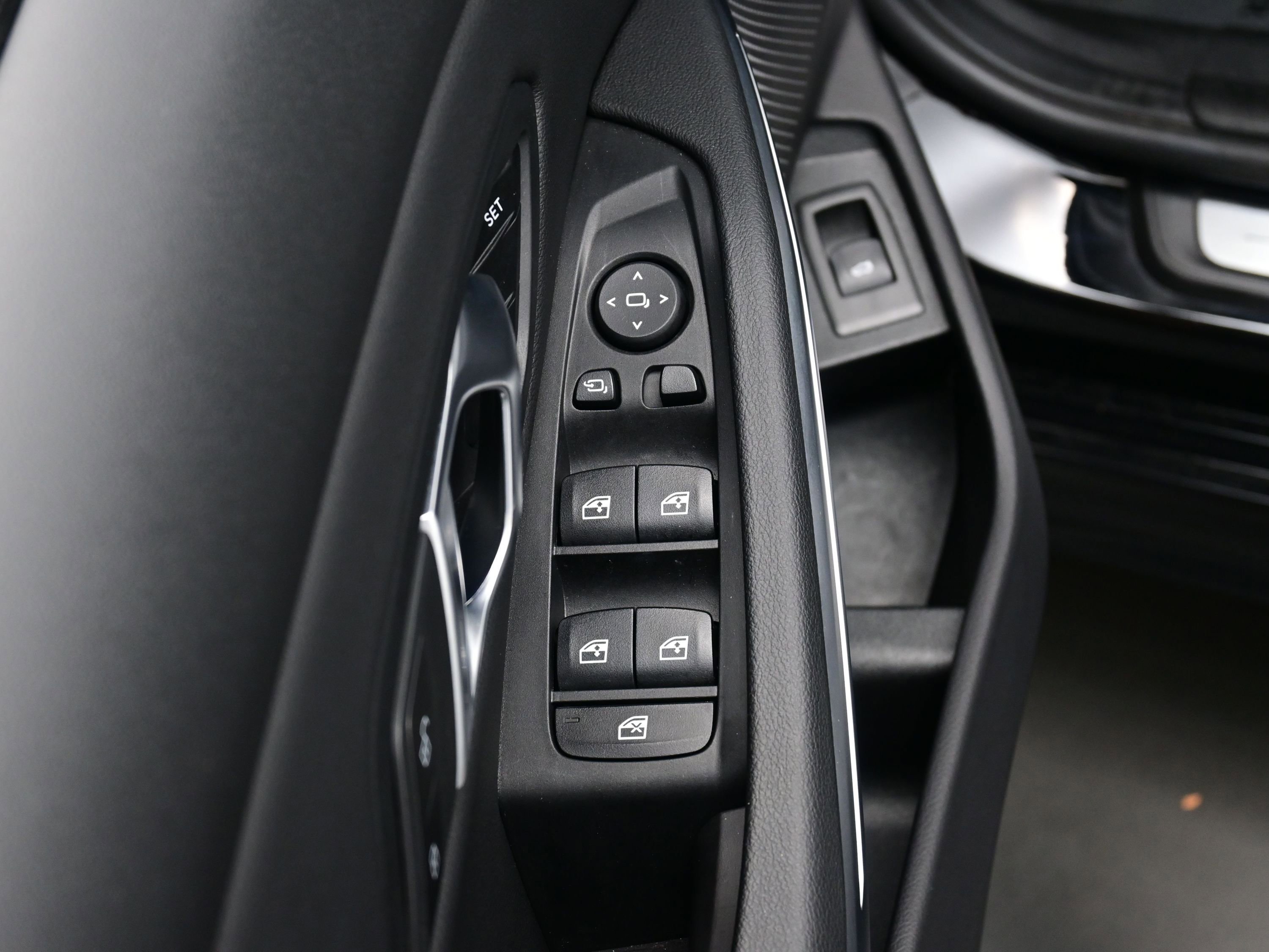 Used 2025 BMW 330i xDrive Sedan image 11