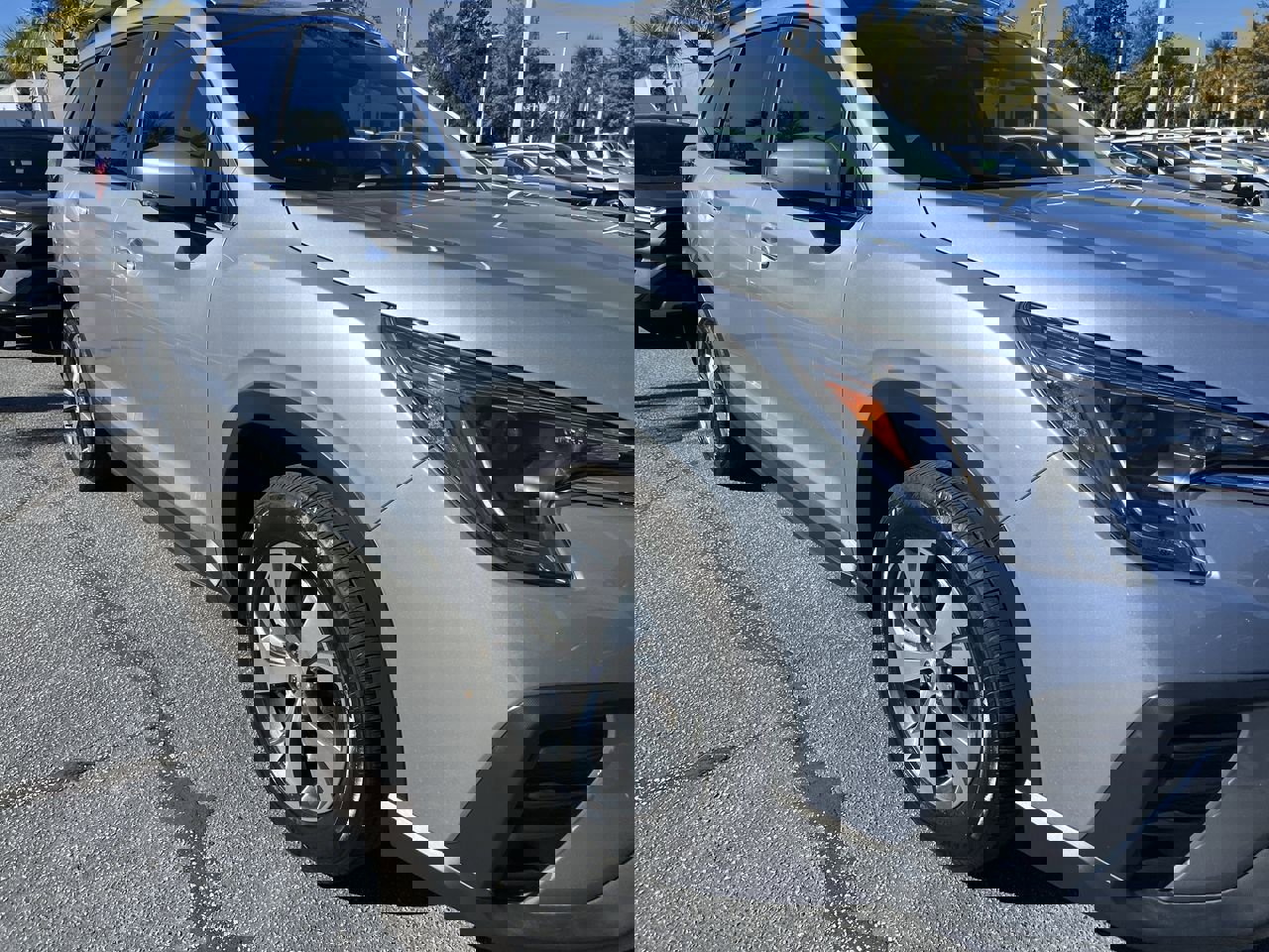 Used 2024 Subaru Ascent Premium w/ Convenience Package image 2