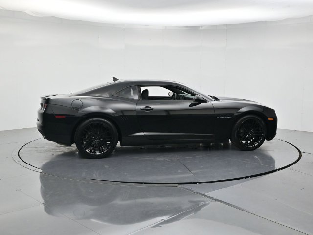 Used 2013 Chevrolet Camaro LS RWD image 2