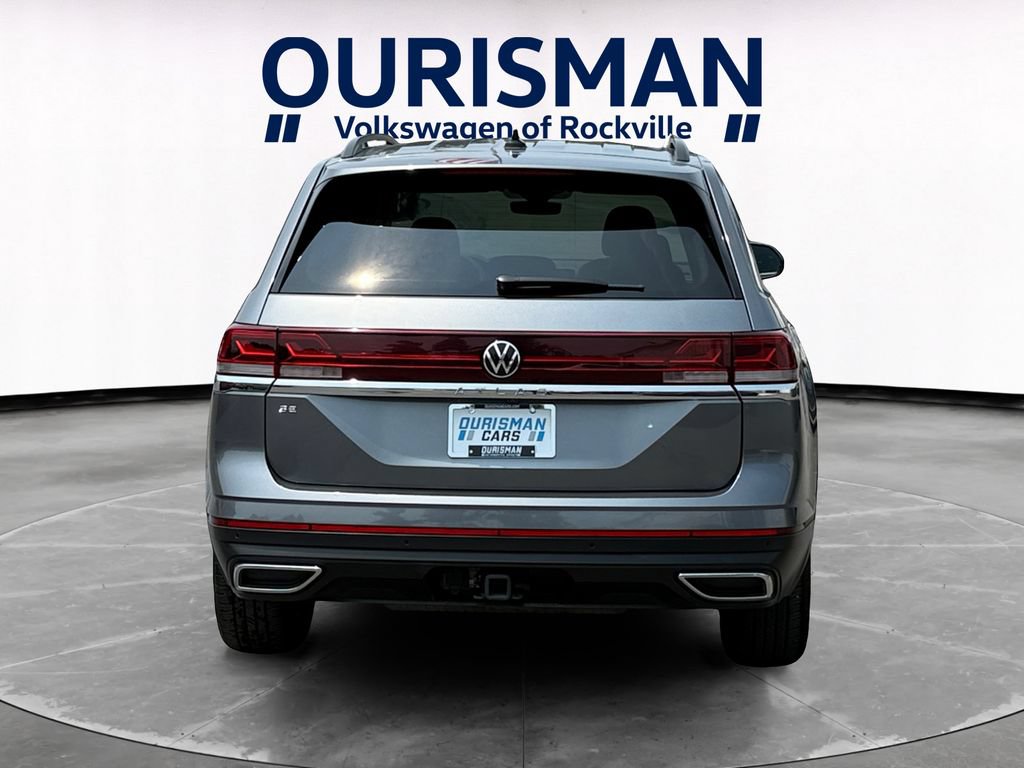 Used 2025 Volkswagen Atlas SE FWD image 5