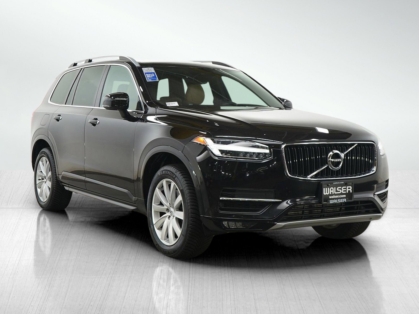 Used 2018 Volvo XC90 T6 Momentum AWD/4WD image 8
