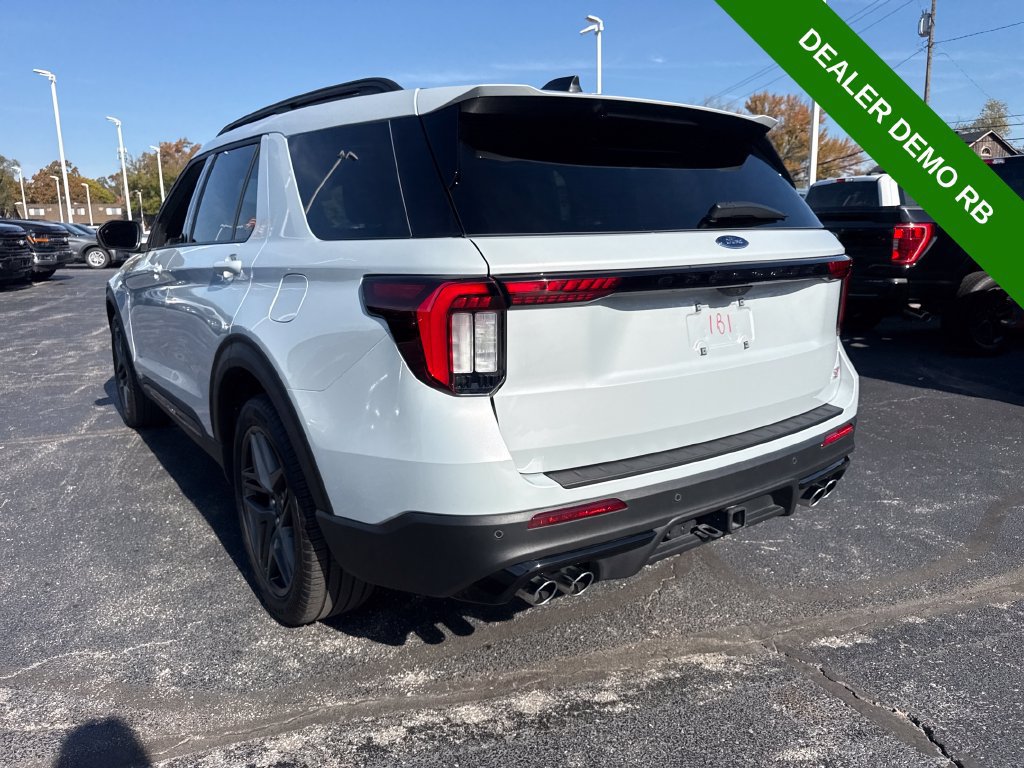 Used 2026 Ford Explorer ST w/ Sun And Sound Package AWD/4WD image 9