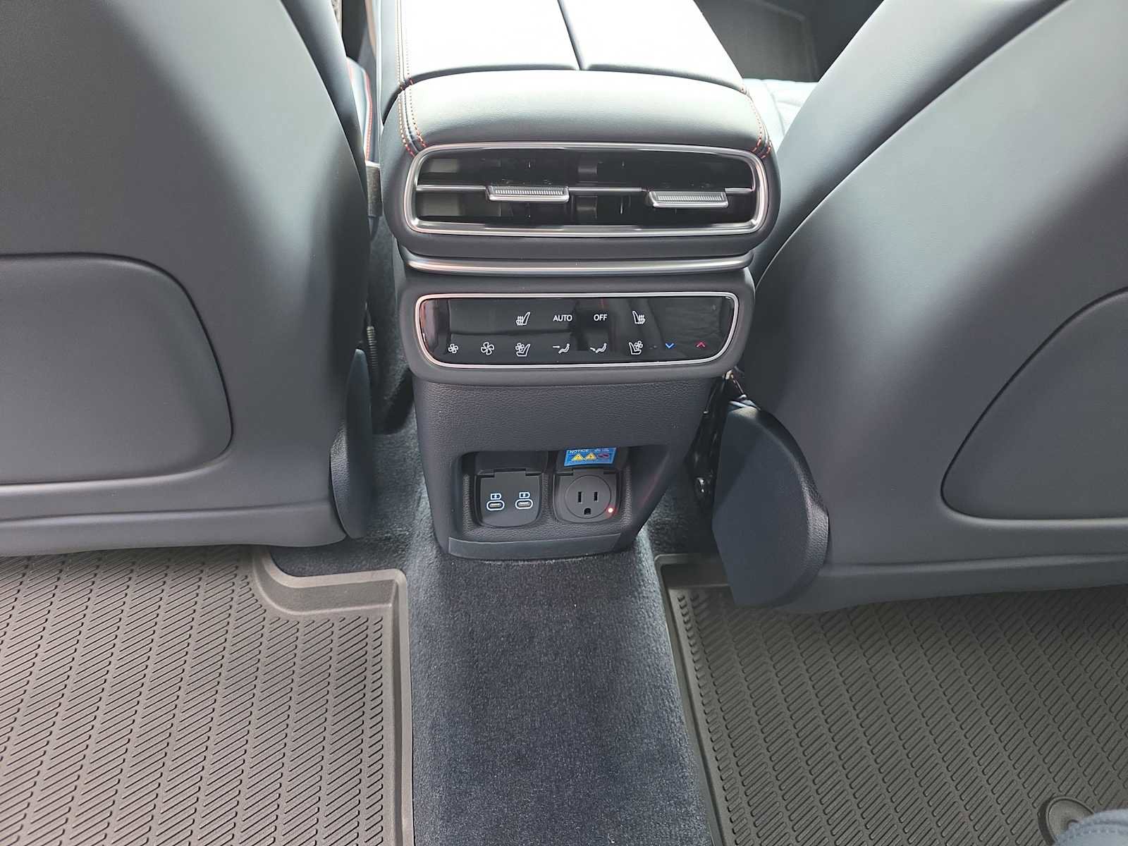 New 2026 Genesis GV80 3.5T e-SC AWD/4WD image 32