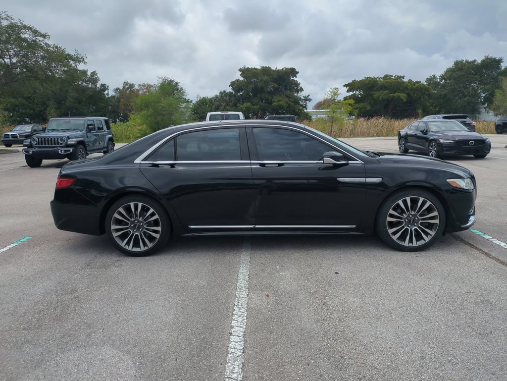 Used 2017 Lincoln Continental Reserve w/ Climate Package AWD/4WD image 5