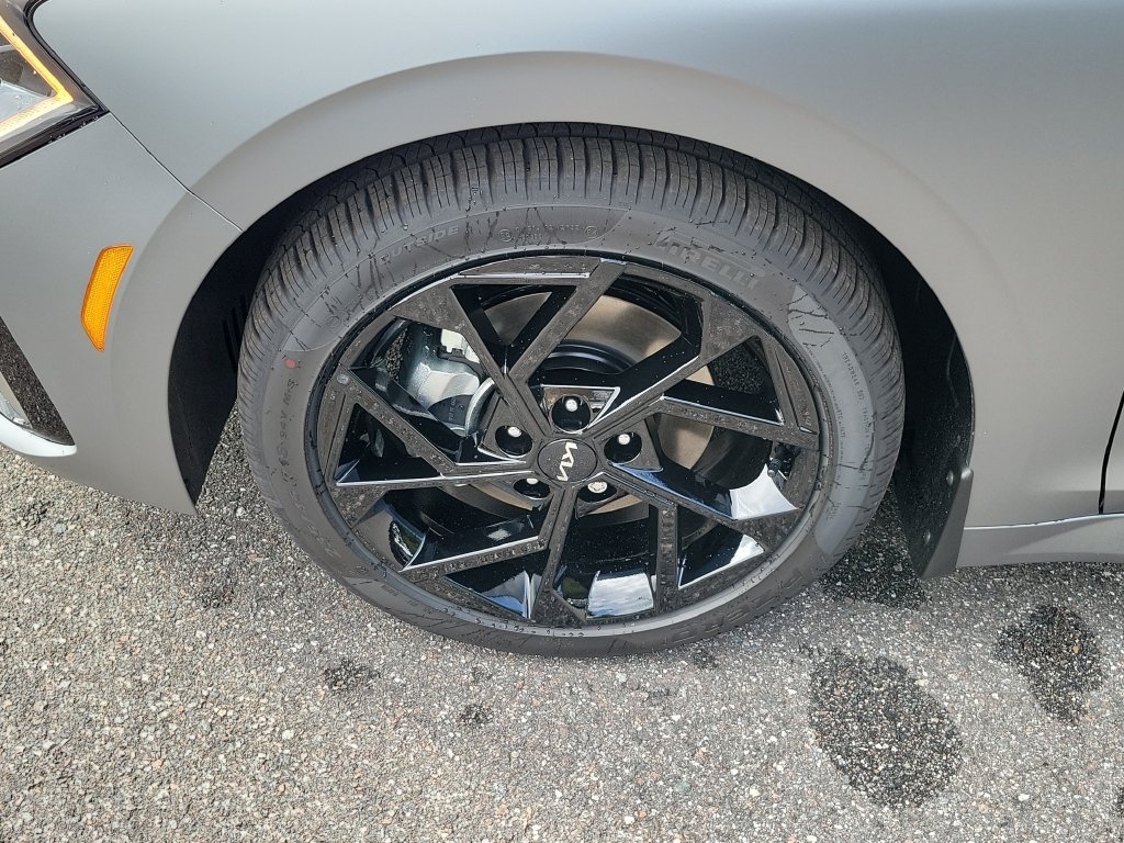 New 2027 Kia K5 GT-Line image 36