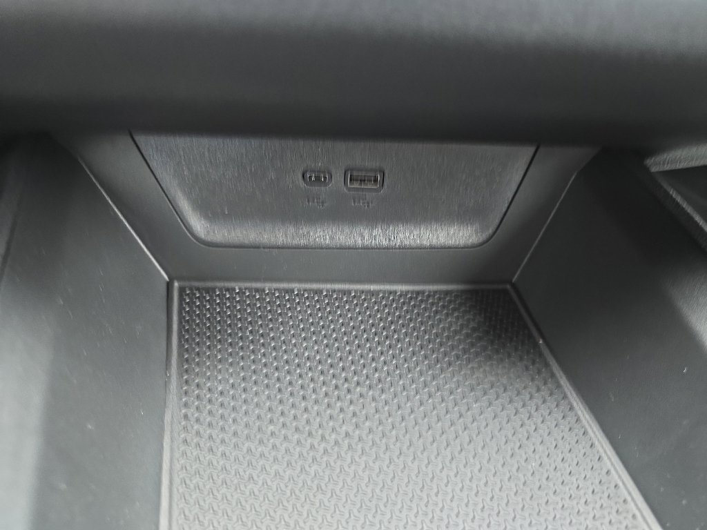 New 2026 Chevrolet Equinox LT FWD image 27