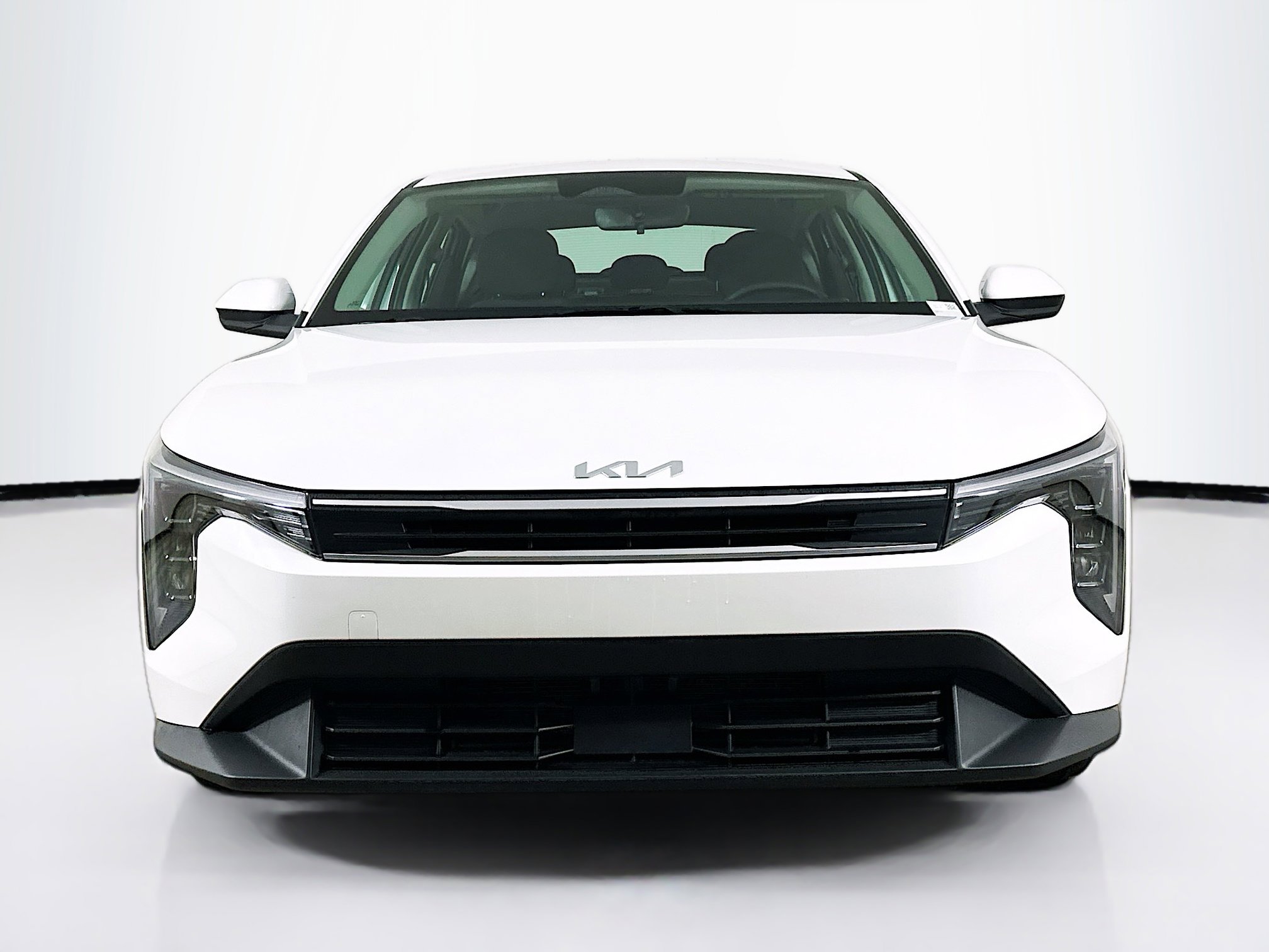 Used 2025 Kia K4 LXS image 2