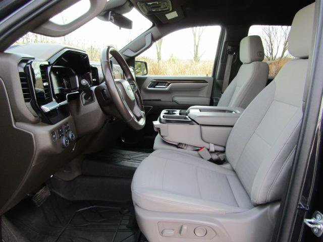 Used 2022 Chevrolet Silverado 1500 LT w/ Max Trailering Package AWD/4WD image 16