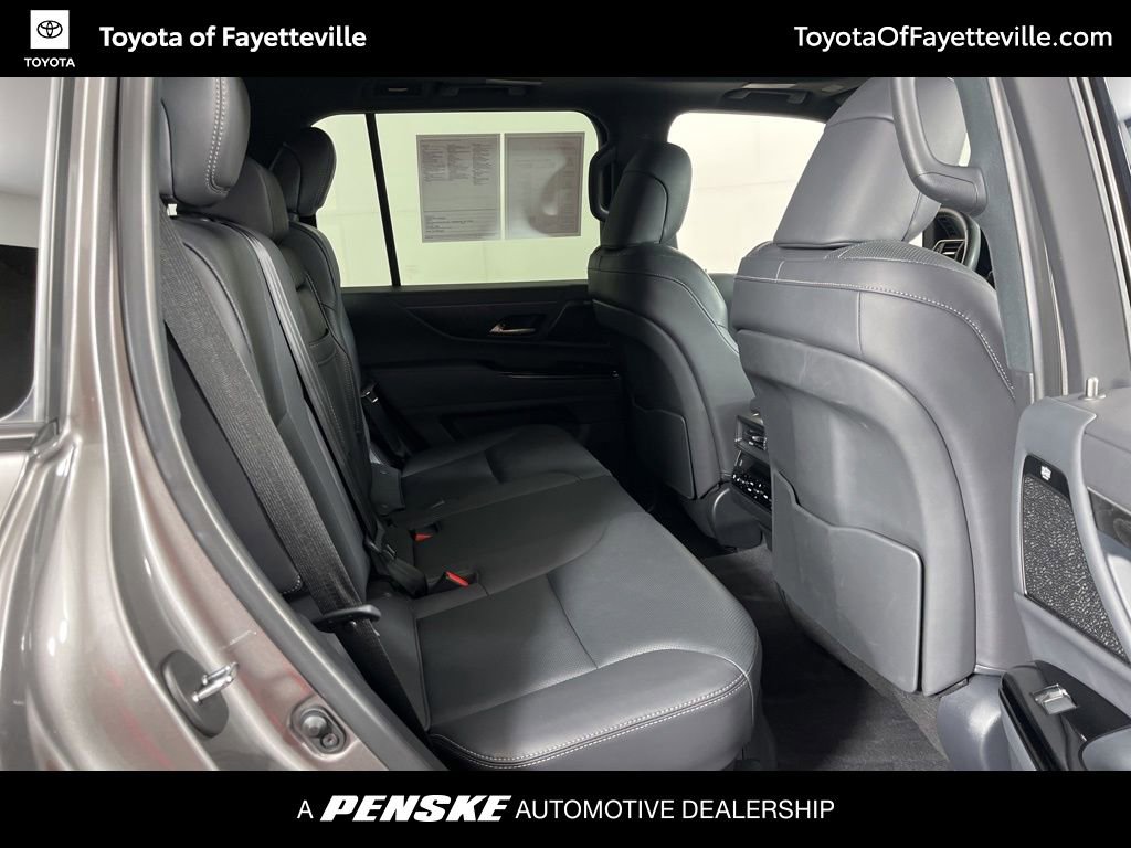 Used 2023 Lexus LX 600 4WD w/ Appearance Package image 9