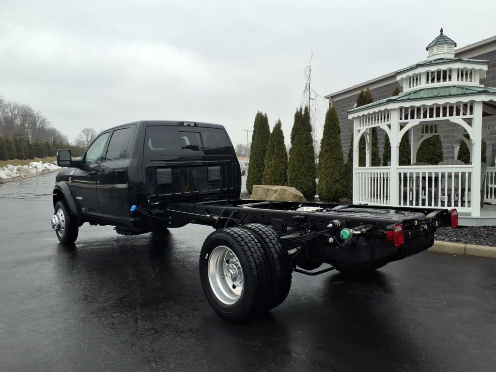 New 2026 RAM 5500 4x4 Crew Cab w/ Laramie Trim Package image 3