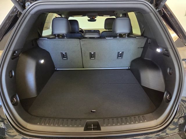 New 2026 GMC Terrain AT4 w/ Convenience Package III AWD/4WD image 15