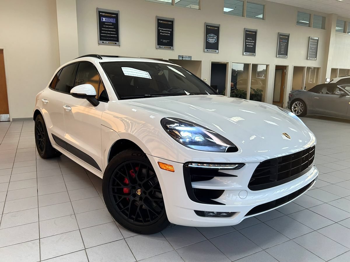 Used 2017 Porsche Macan GTS AWD/4WD image 55