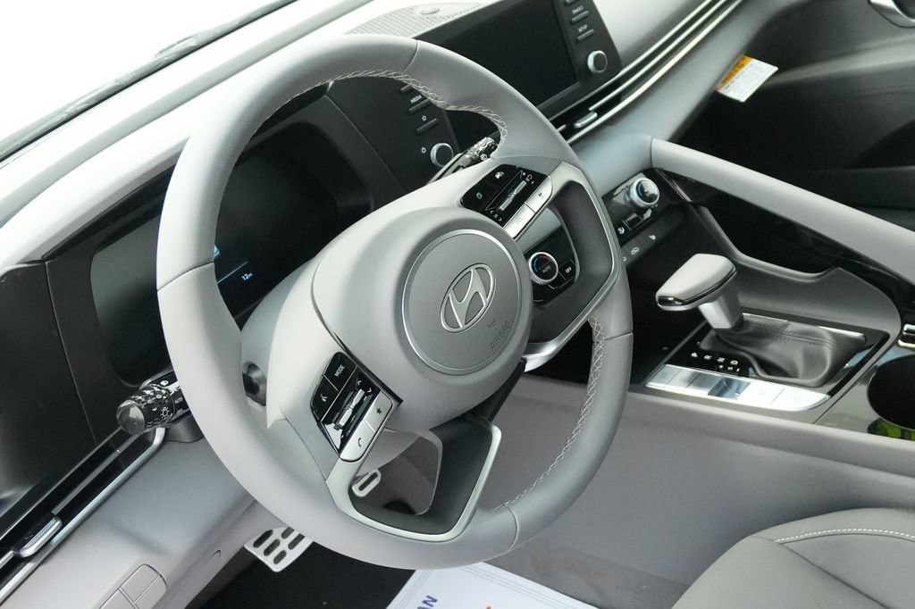 New 2026 Hyundai Elantra SEL Sport image 13