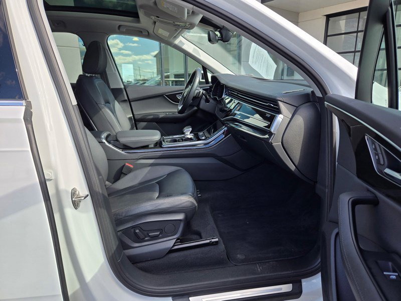 Used 2023 Audi Q7 3.0T Premium Plus image 14