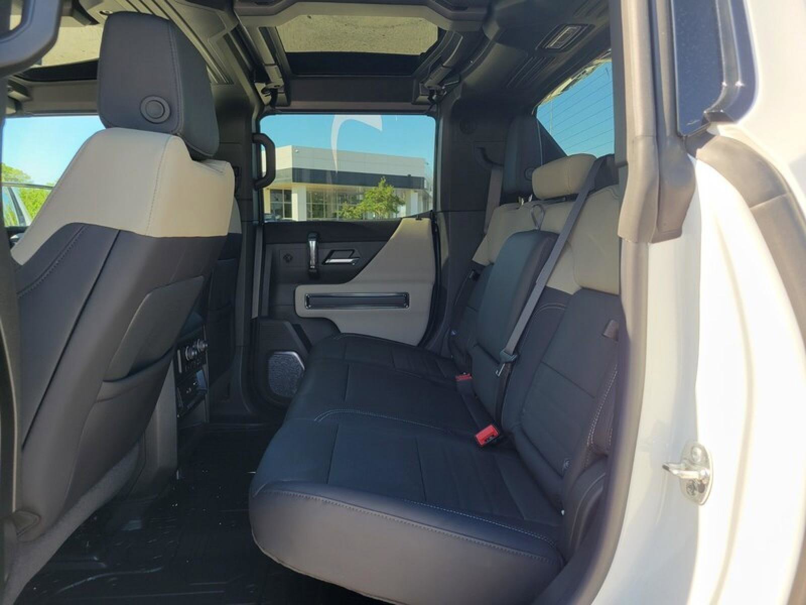 New 2026 GMC Hummer EV 4x4 Crew Cab image 28